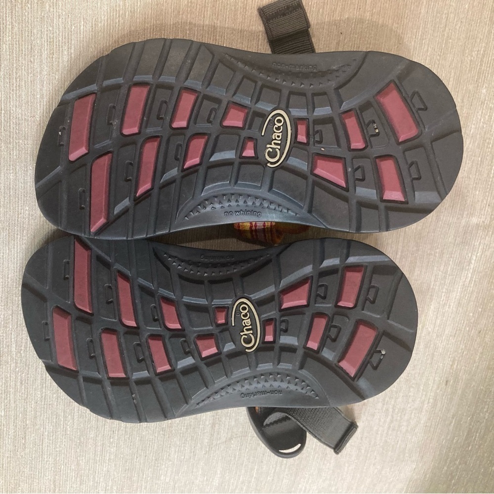 CHACO Sz 9 Z1 Colourful Straps Adjustable Buckle Closure Kids Sandals - Picture 4 of 8